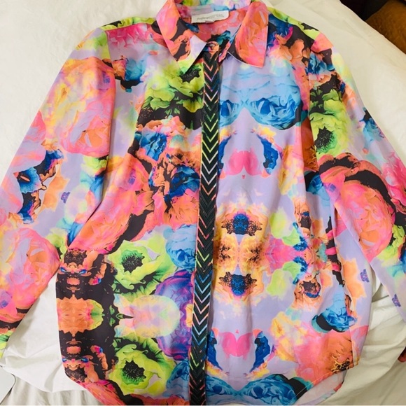 Finders Keepers Electric Rose Button Down Shirt - Picture 2 of 4
